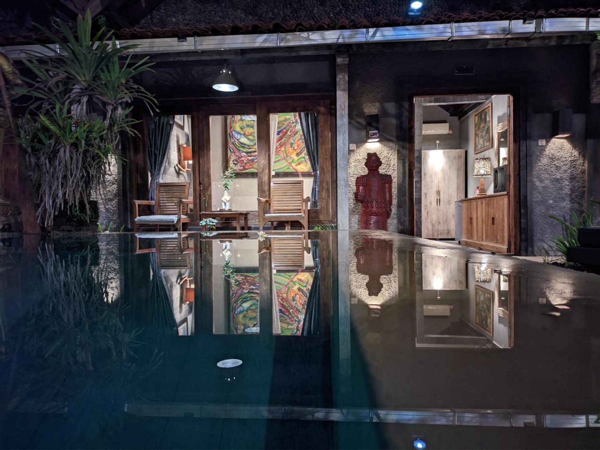 Astuti Gallery Homestay Yogyakarta Luaran gambar