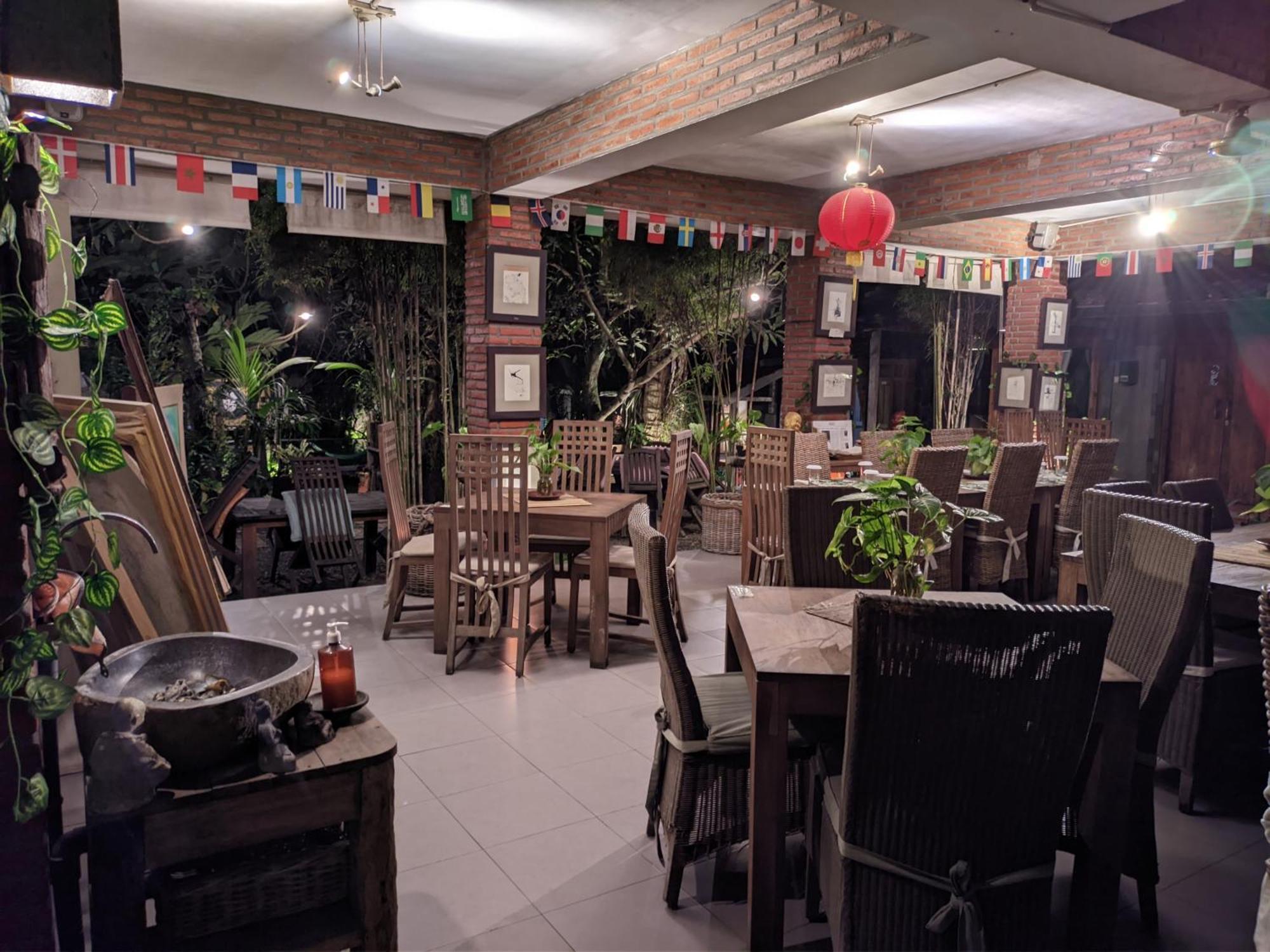 Astuti Gallery Homestay Yogyakarta Luaran gambar