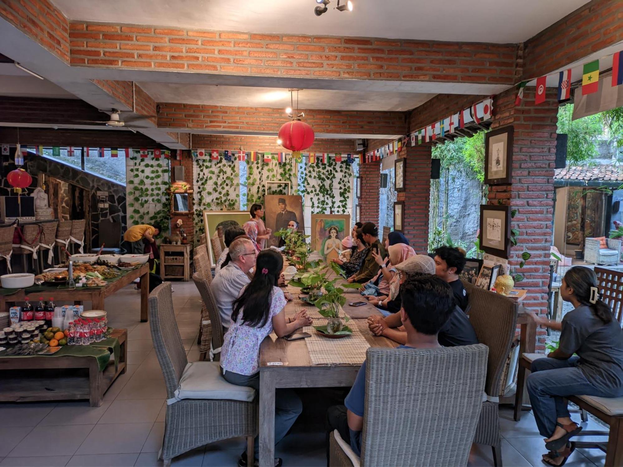 Astuti Gallery Homestay Yogyakarta Luaran gambar