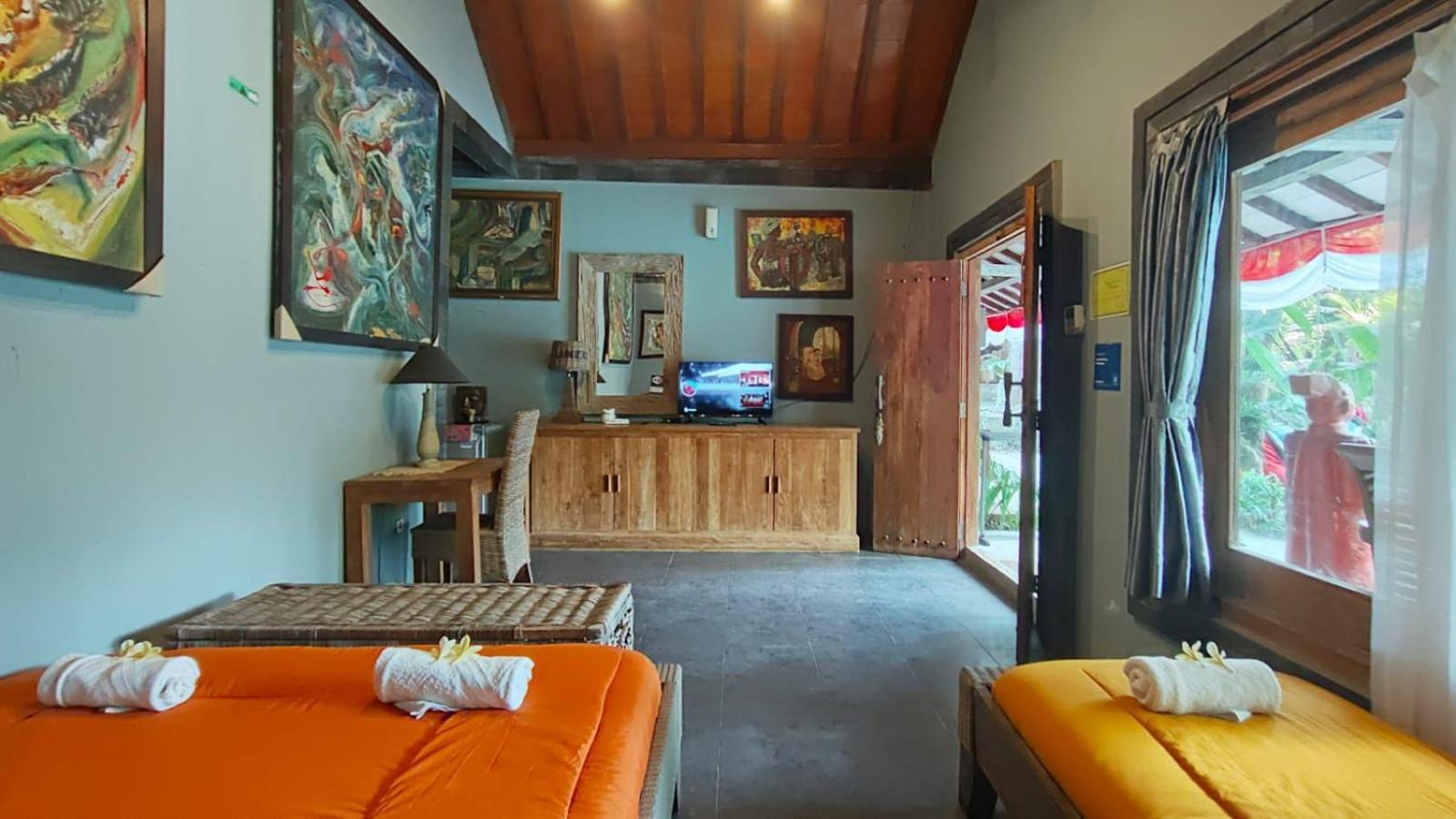 Astuti Gallery Homestay Yogyakarta Luaran gambar