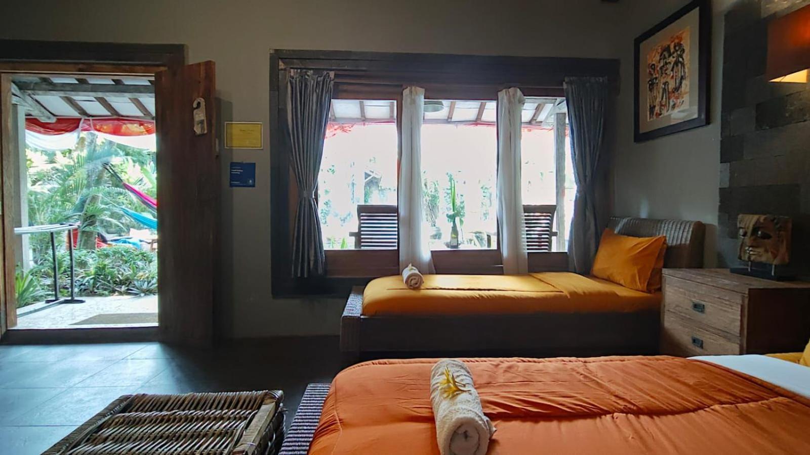 Astuti Gallery Homestay Yogyakarta Luaran gambar